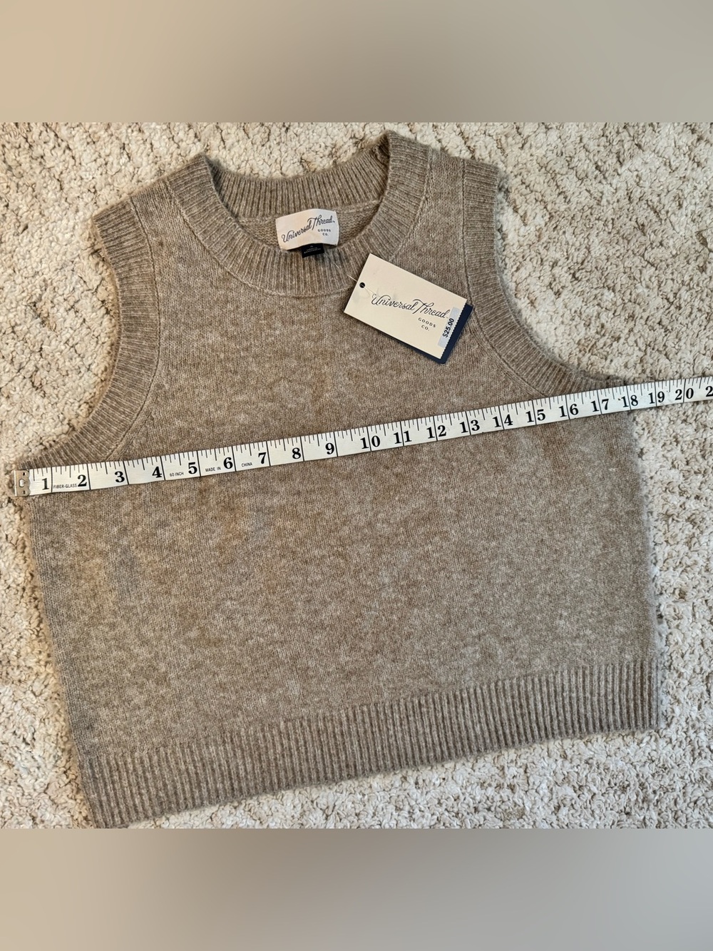 Universal Thread women's tan sleeveless sweater vest - size S - NWT - Picture 5 of 6
